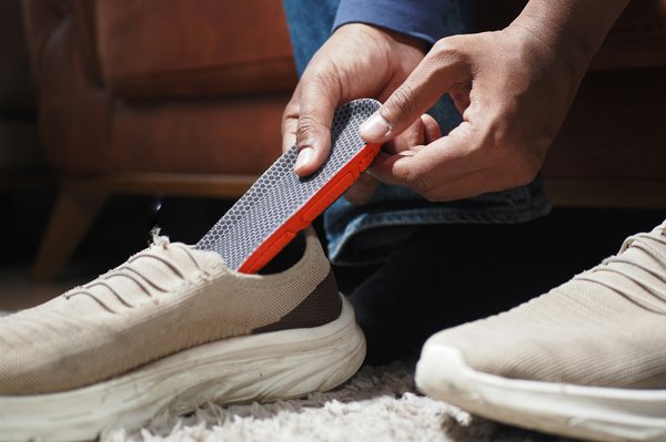 Meilleures chaussures orthopédiques pour femme alliant style et confort